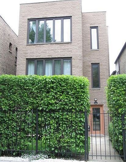 1st image of 2229 N Hoyne Ave