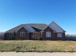 11189 Pheasant Run Dr, Clio, MI 48420