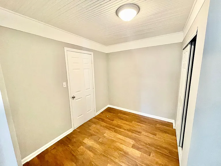 811 Dana Pl — Photo 26
