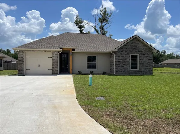 42664 Morgan Creek Ln, Hammond, LA 70403