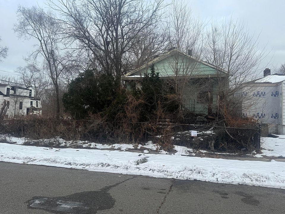 1st image of 2409 Pennsylvania St