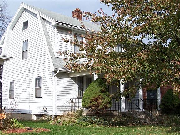 2nd image of 107 E Norman Ave