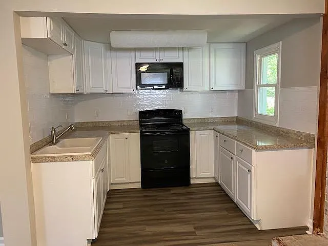 1 bed, 1040 sqft, $1,150 — Photo 3