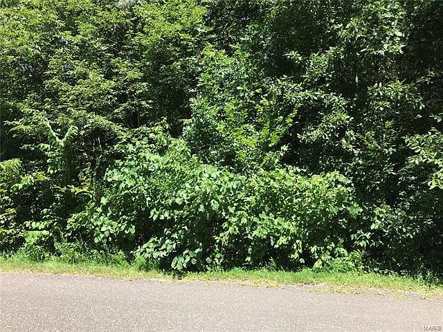 2nd image of 508 Lakeside Dr