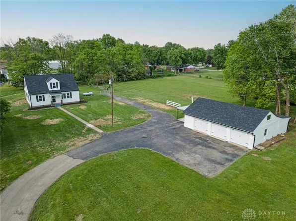 7702 Gayle Dr, Franklin, OH 45005