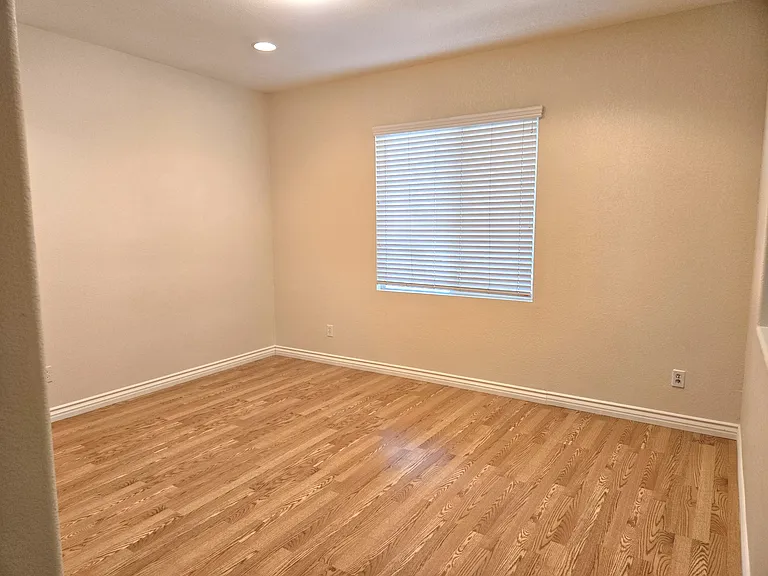 29270 Wrangler Dr — Photo 8
