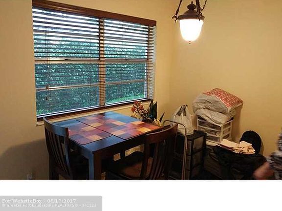 3rd image of 1416 NE 5th Ct APT 2