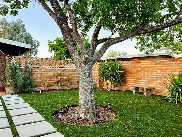 5211 E Lee St — Photo 18