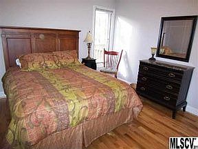 1st image of 2839 Laurel Ln