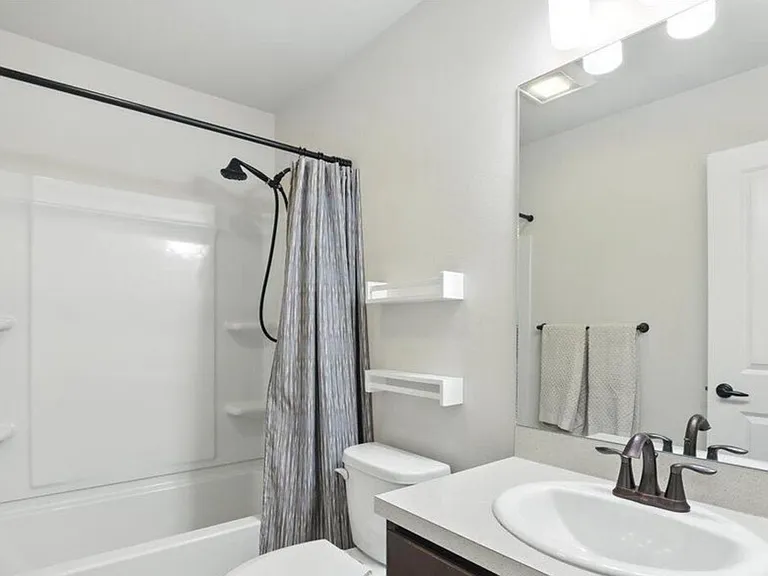 339 Skwentna Dr #A — Photo 3