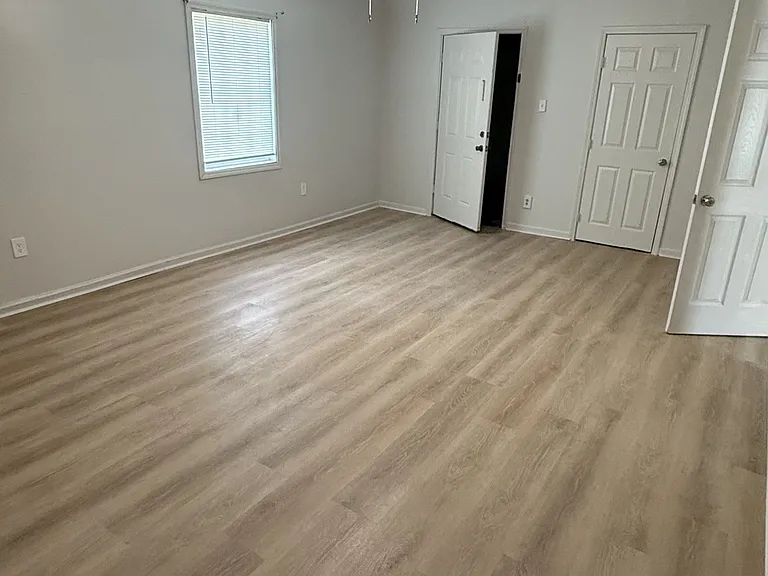 509 E Spring St #2 — Photo 10
