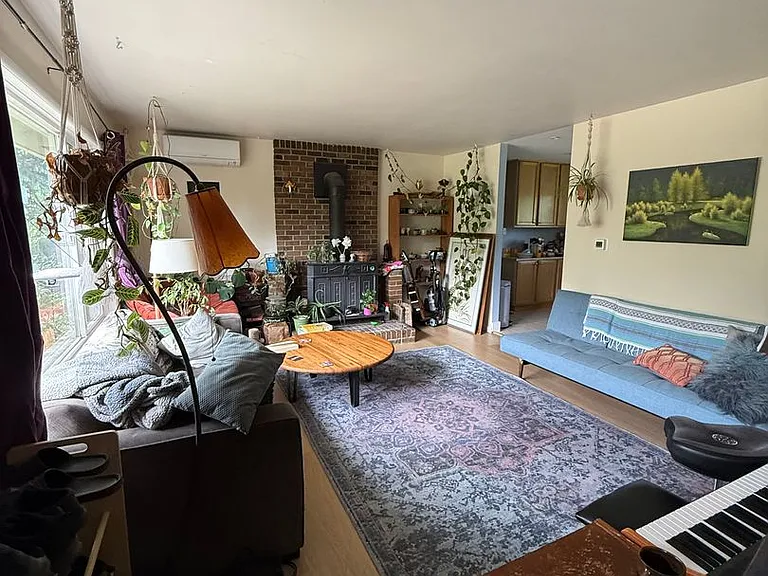 345 S 44th St — Photo 3