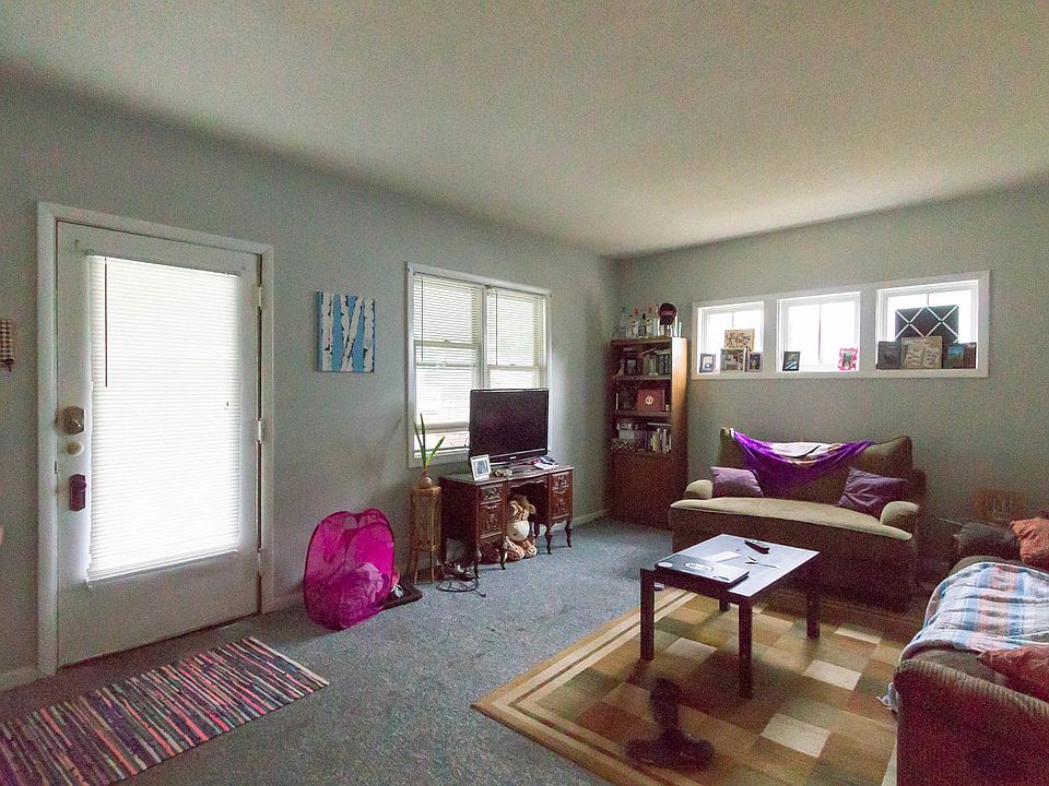 1st image of 1413 W Jackson St #1413