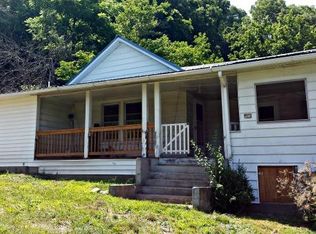 173 P Davis Rd, Marshall, NC 28753