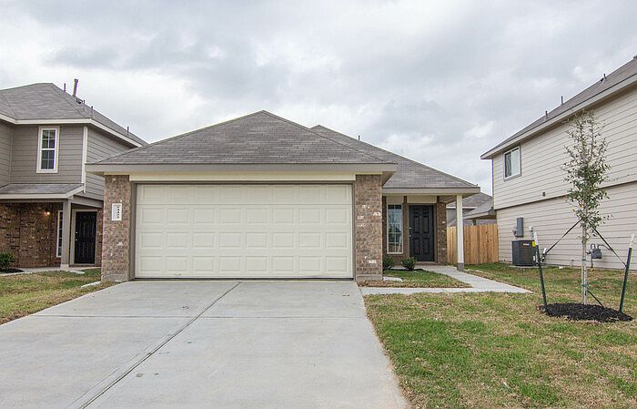 1st image of 24422 Borelli Dr