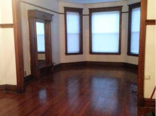 3328 W Belden Ave APT 3, Chicago, IL 60647