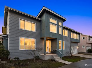 9645 8th Pl SW, Seattle, WA 98106