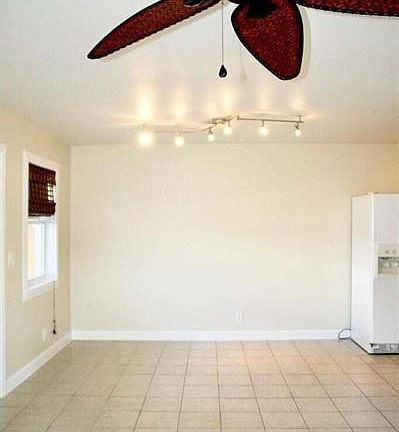 3rd image of 615 NE 7th Ave #5