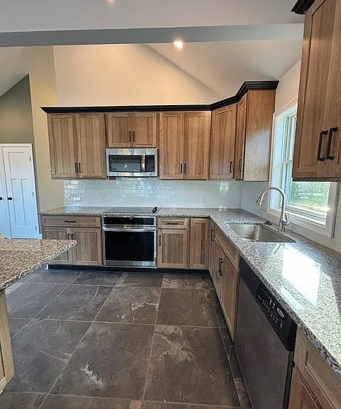 7438 Lakeshore Rd — Photo 13