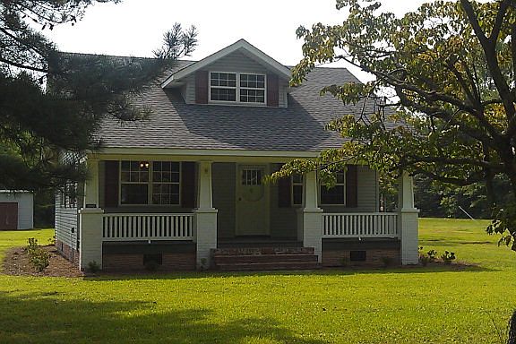 2nd image of 280 Chesapeake Dr