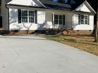 35 Cedar Lodge Rd, Thomasville, NC 27360