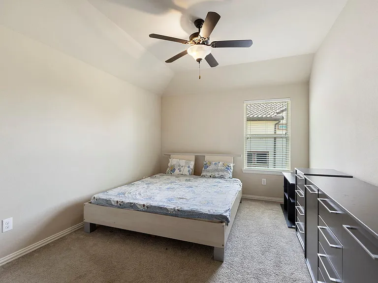9739 Reston River Ln — Photo 40