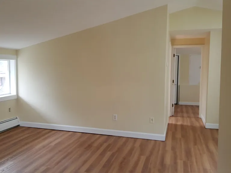 396 Orange St — Photo 15