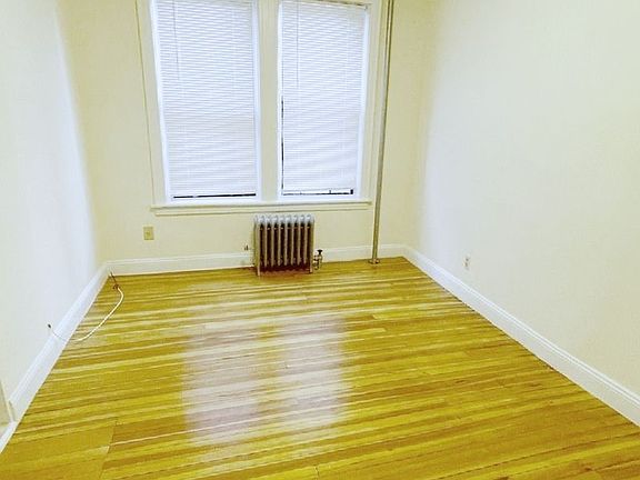 2nd image of 32-72 30th St #1L