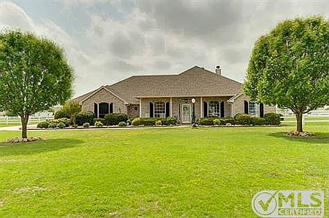 2nd image of 2108 Highland Springs Dr