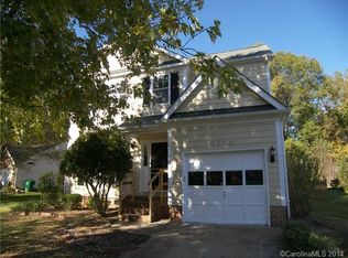 8722 Brampton Dr, Charlotte, NC 28215