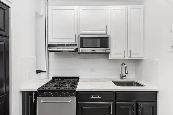 Rented by Berkshire Hathaway HomeServices New York Properties | media 15