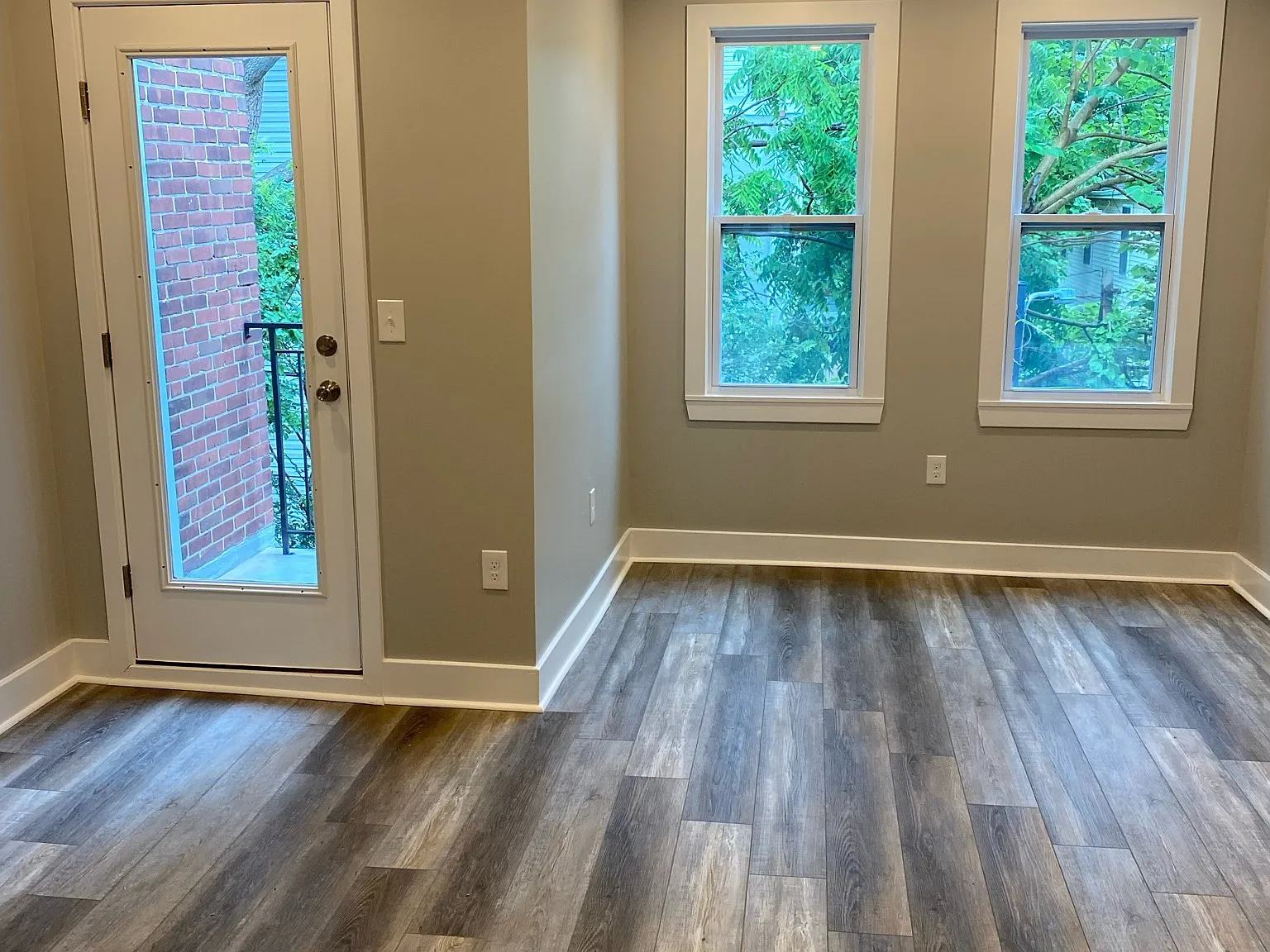 1 bed, 700 sqft, $1,375 — Photo 2