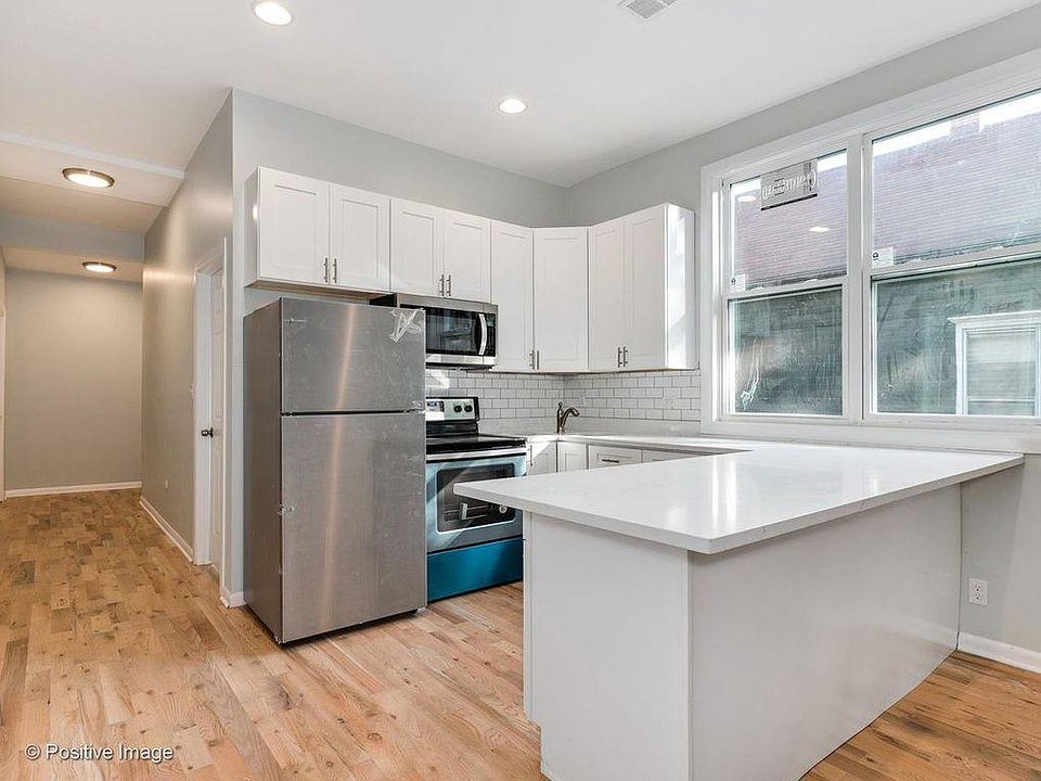 1st image of 2731 W Saint Georges Ct #2