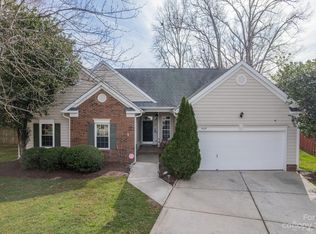 9429 Olivia Ln, Charlotte, NC 28277