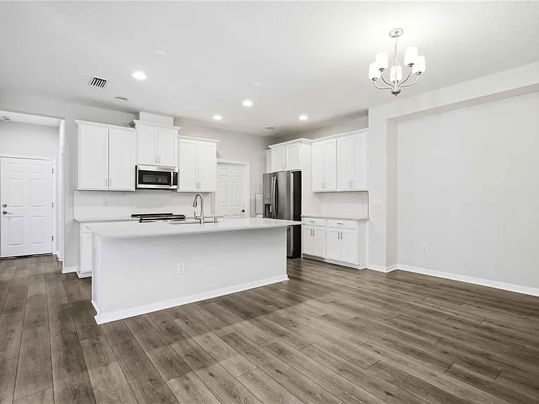 5918 Fiore Dr — Photo 6