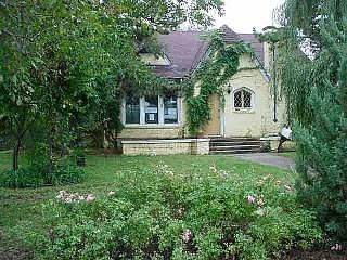 2nd image of 2000 NW 22nd St