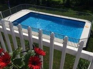 20 Elwyn Ave, Carnegie, PA 15106