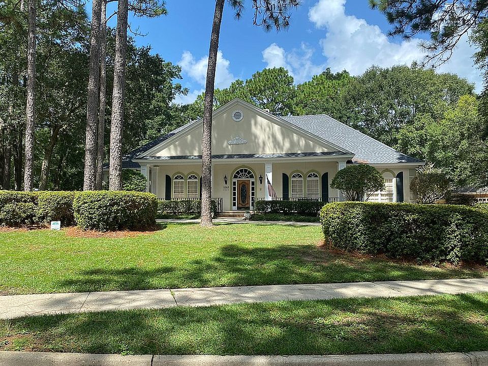1st image of 5568 Briarfield Ln