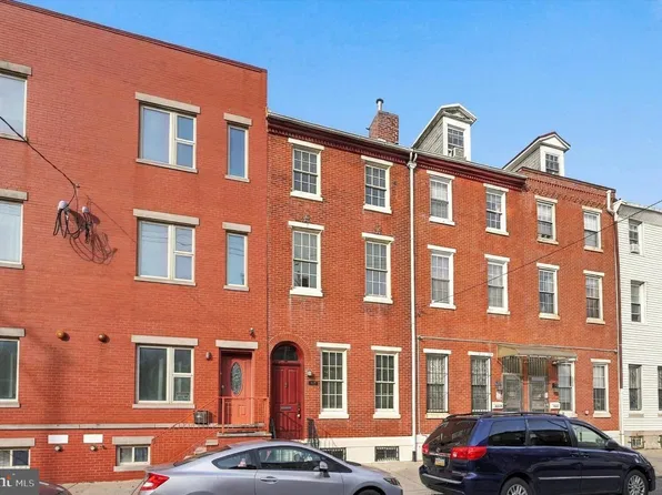 1127 Green St, Philadelphia, PA 19123