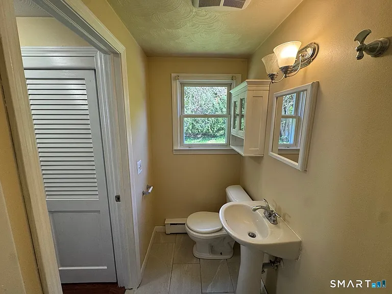 44 Saint James Ave — Photo 18