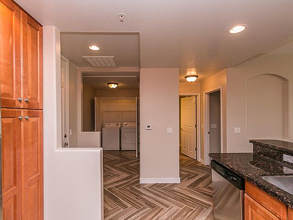 3rd image of 5450 E Deer Valley Dr Unit 4221
