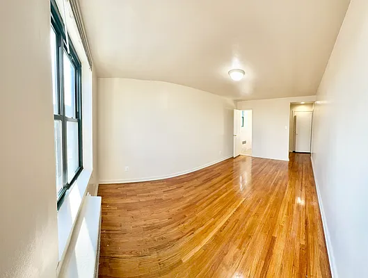 Rented by EastMount Realty LLC | media 8