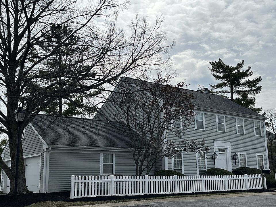 2nd image of 7 Cogswells Grant Dr