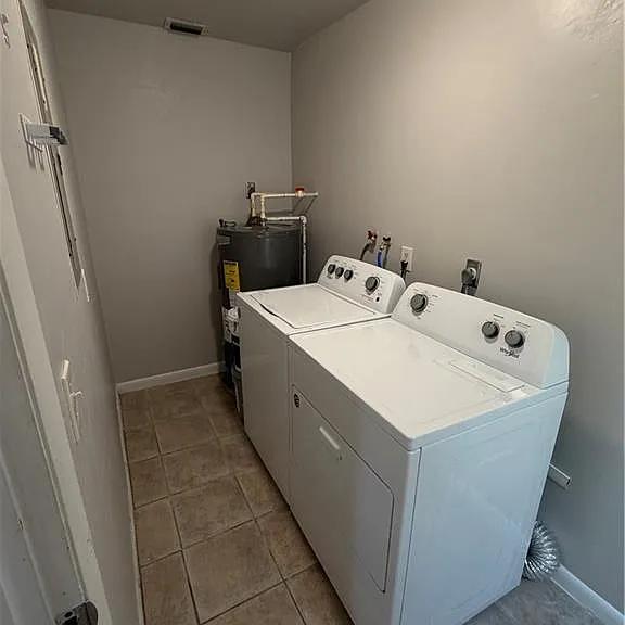 709 SE 46th Ter #14 — Photo 7