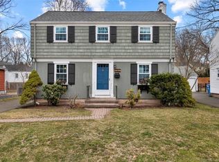 294 Thornton St, Hamden, CT 06517