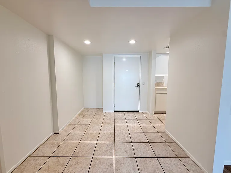 11347 Nebraska Ave — Photo 15