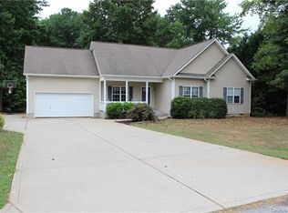 109 Holmfield Rd, Troutman, NC 28166