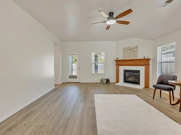 3rd image of 14313 Redvine Rd