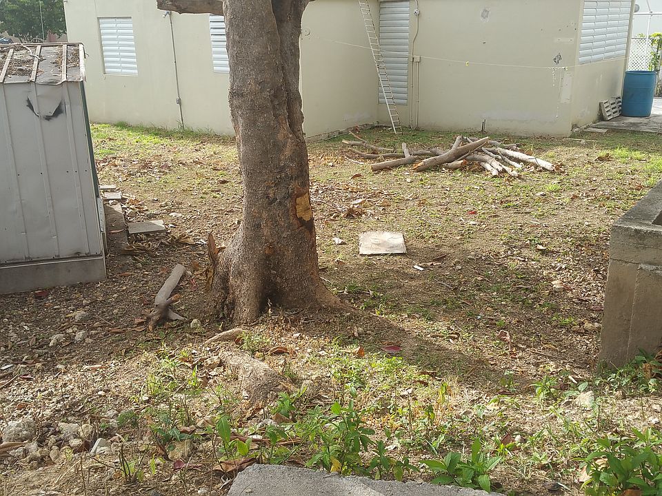 2nd image of 728 Calle Los Hucares