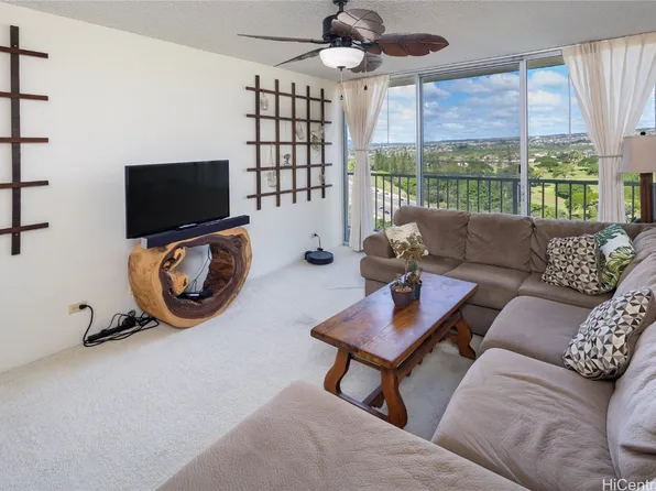 98-410 Koauka Loop APT 21D, Aiea, HI 96701